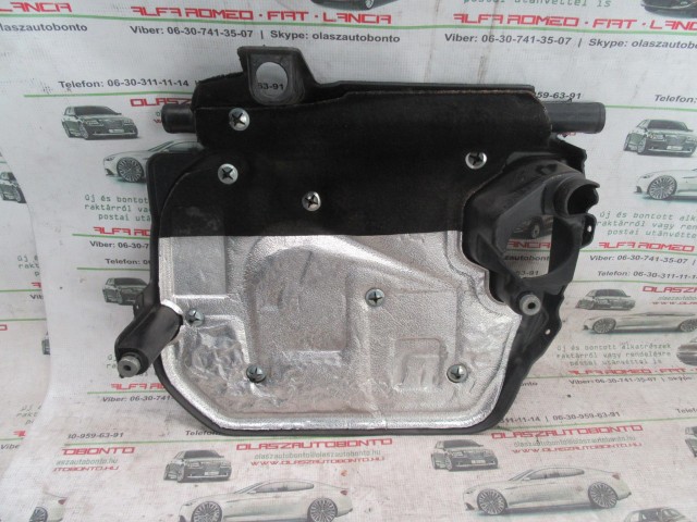 Lancia Delta 1,4 TB 16v motor burkolat