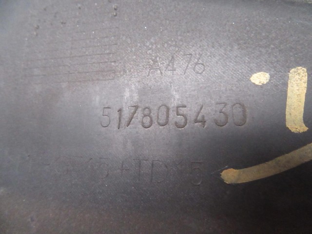 Fiat Grande Punto 1,9 8v Diesel motorburkolat 51780543