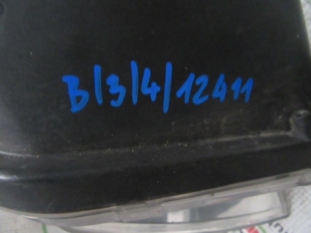 Fiat Stilo 5 ajtós, 517127100 számú, jobb első lámpa