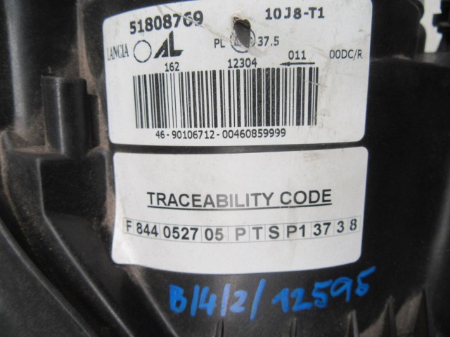 Lancia Delta jobb első,xenon lámpa 51808769   Angol!!! jobb kormányos!!