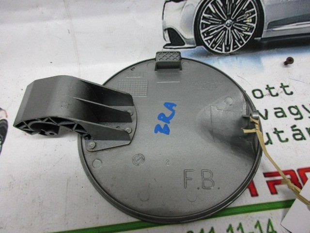 Fiat Bravo/Brava ezüst színű tankajtó