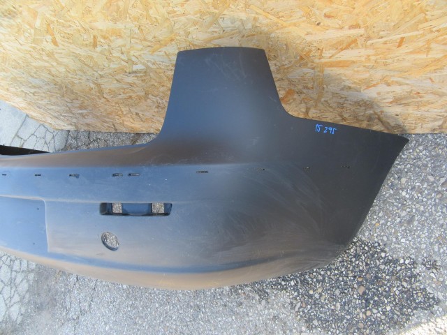 Fiat Croma II.  fekete színű,fényezetlen, gyári új, hátsó lökhárító