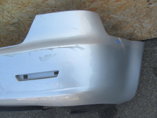 Alfa Romeo 159 hátsó lökhárító, 1 kipufogó helyes a képen látható sérülésekkel!!!