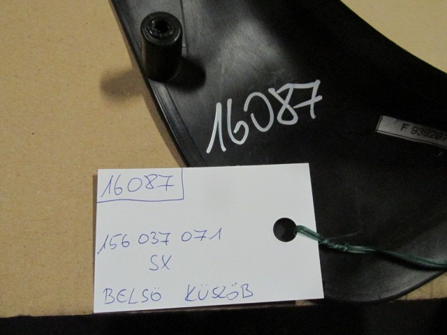 Alfa Romeo 159 156037071 számú, bal oldali küszöb belső borítás