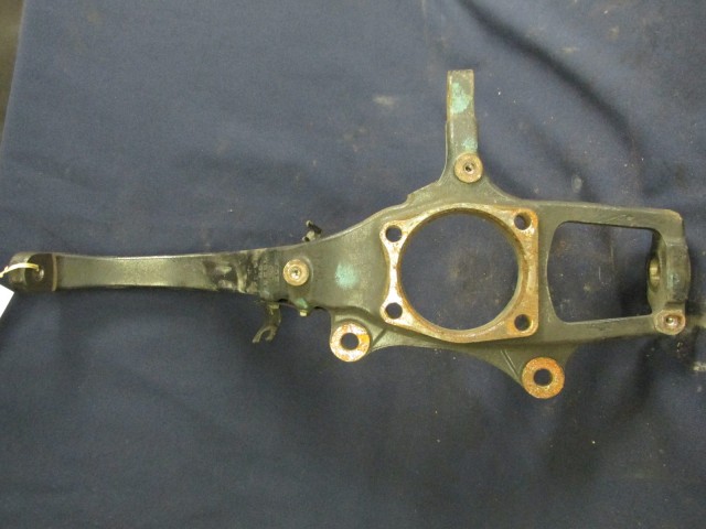 Alfa Romeo 159, Brera, Spider kis fékes ,bal első öntvény csonkállvány 50706501