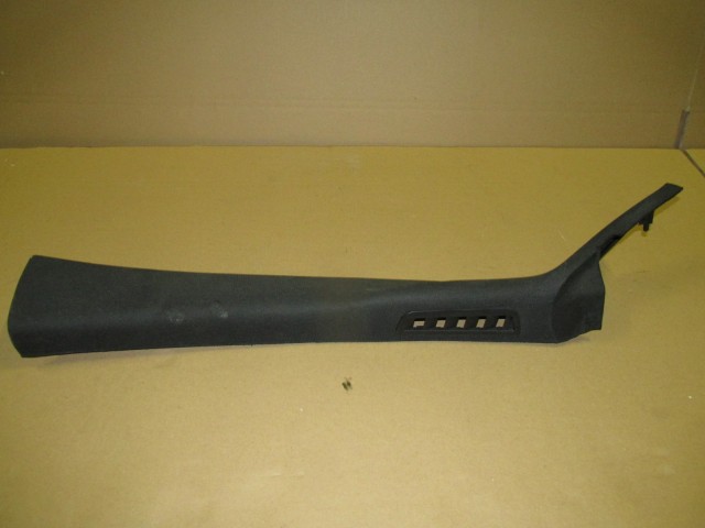 Alfa Romeo Giulietta 156088664 számú, bal oldali A oszlop takaró