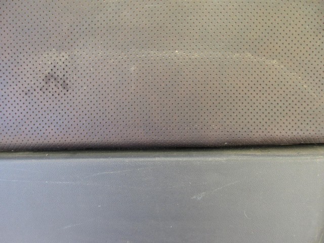 13079 Fiat 500 barna színű, bőr, bal első ajtókárpit