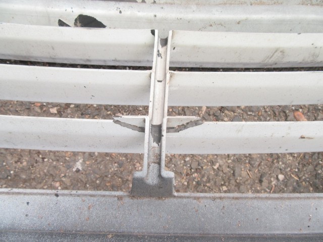 15381 Fiat Stilo 5 ajtós Diesel ,első lökhárító a képen látható sérüléssel