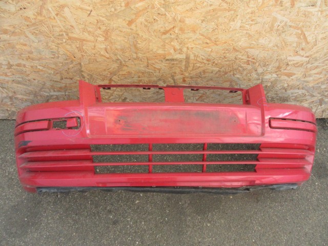 15389 Fiat Stilo 5 ajtós benzines, első lökhárító a képen látható sérüléssel