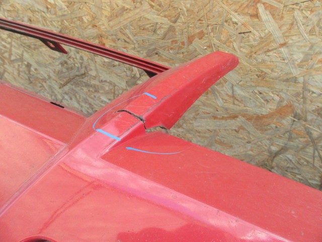 15389 Fiat Stilo 5 ajtós benzines, első lökhárító a képen látható sérüléssel