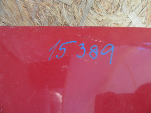 15389 Fiat Stilo 5 ajtós benzines, első lökhárító a képen látható sérüléssel