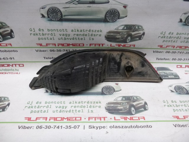 Fiat Grande Punto jobb hátsó alsó lámpa, a képen látható sérüléssel