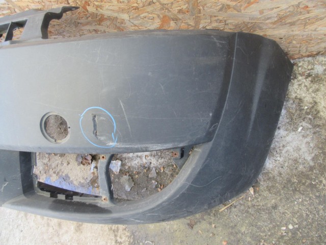 15634 Fiat Doblo 2005-2009 első lökhárító, a képen látható sérüléssel 735417815