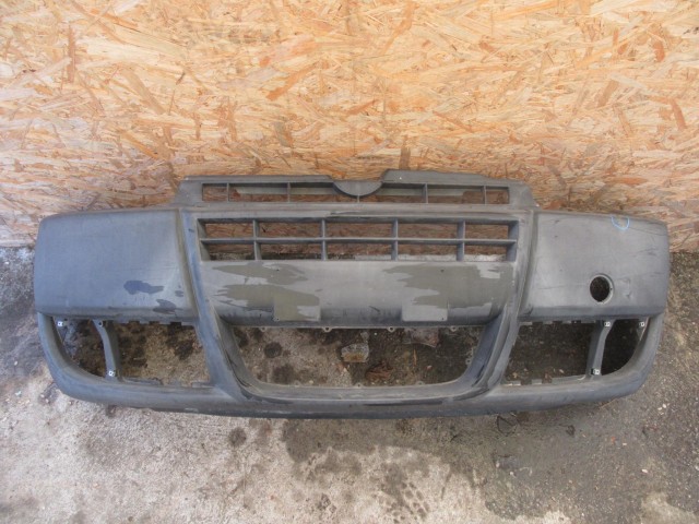 15635 Fiat Doblo 2005-2009 első lökhárító, a képen látható sérüléssel 735417815