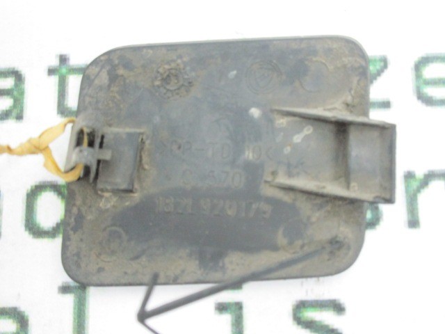 Fiat Stilo FL 5 ajtós ,71718816 számú, hátsó vonószem takaró