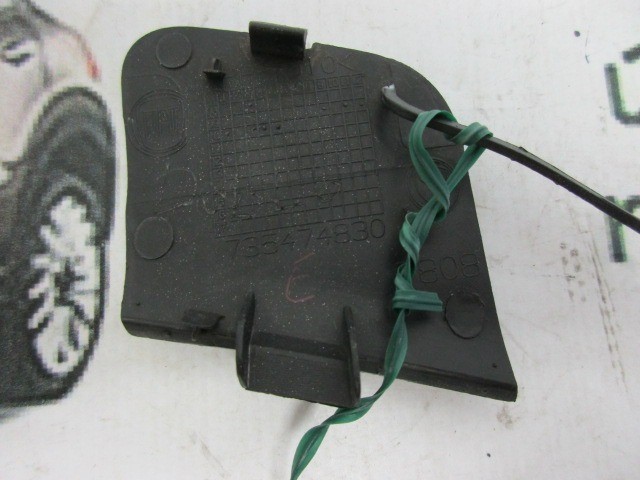 17447 Fiat Doblo 2009-2015 első vonószem takaró 735474830