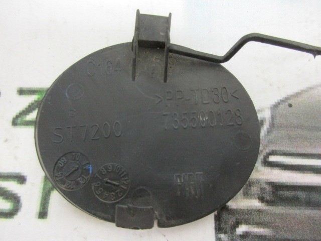 17452 Fiat Punto Evo első vonószem takaró 735500128