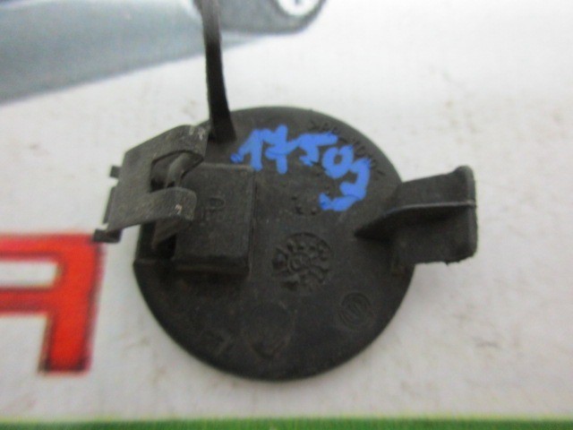 Alfa Romeo 147 735290446 számú, hátsó vonószem takaró