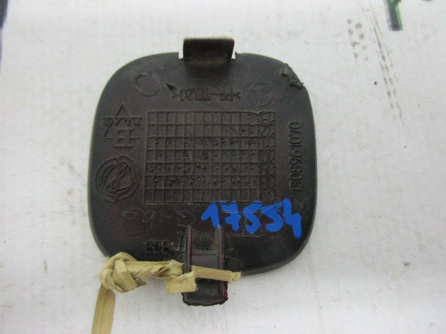 Fiat Qubo 735482370 számú, hátsó vonószem takaró