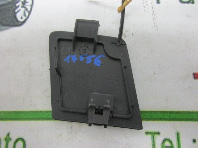 Fiat Ducato 735421161 számú, első vonószem takaró