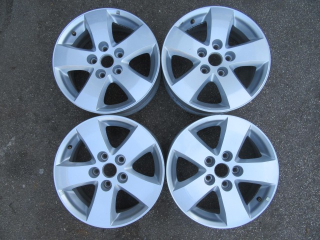 ALU158 Fiat Freemont gyári 17