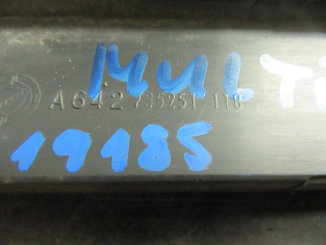 Fiat Multipla 735251118 számú, bal hátsó díszcsík