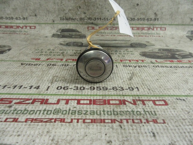 Fiat Seicento bal első zárbetét ház