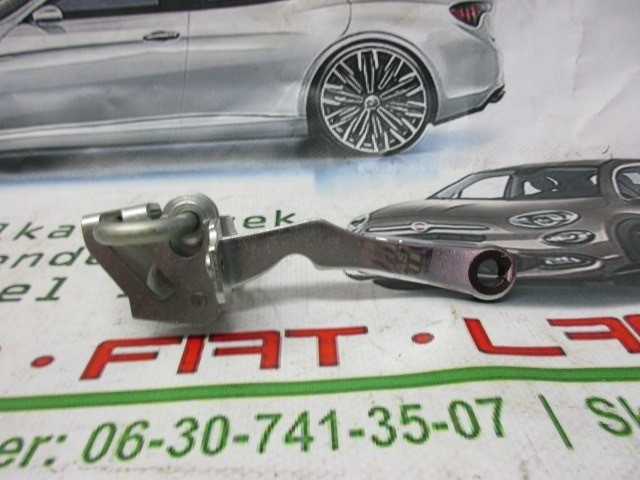 Fiat Ducato 2001-2006 után gyártott új első ajtóhatároló