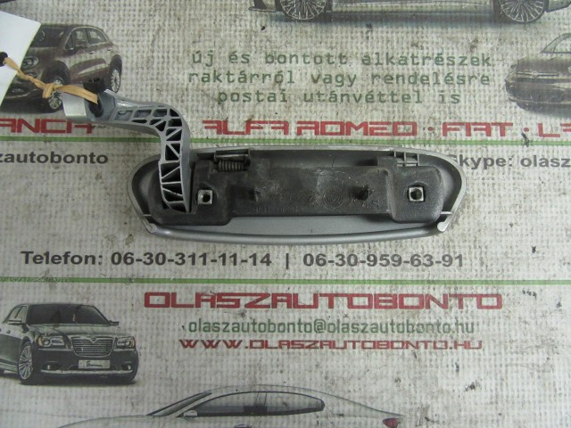 Fiat Punto II. III. bal első és hátsó külső kilincs 