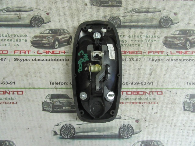 Fiat Doblo III. bal hátsó toló ajtó külső kilincs