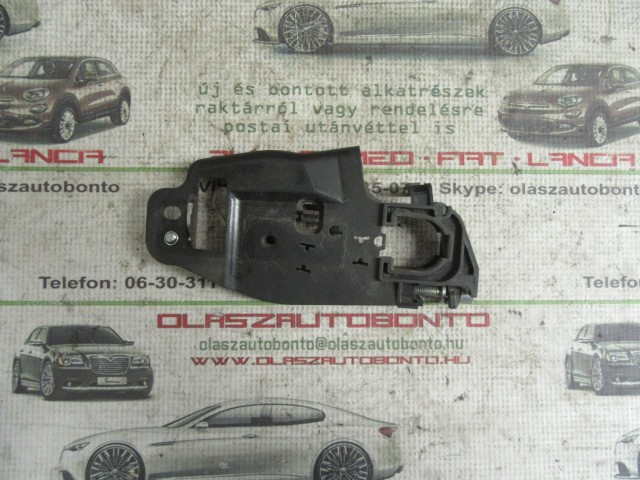 Lancia Musa bal hátsó külső kilincs hátsó része