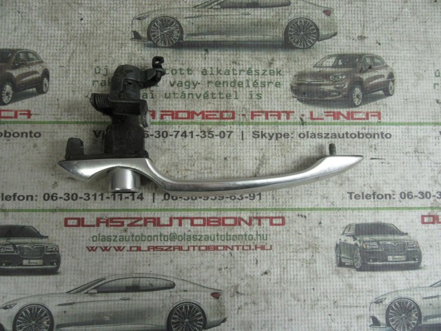 Alfa Romeo 156 jobb első külső kilincs 
