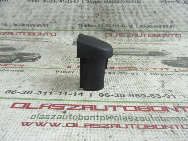 Fiat Stilo 3 ajtós zárbetét kupak