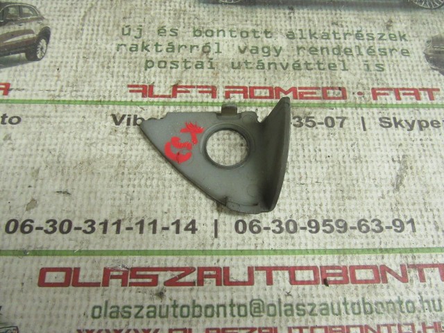 15955 Alfa Romeo 159 bal oldali zárbetét kupak