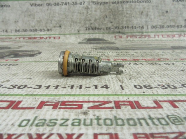 Fiat Ducato bal első zárbetét