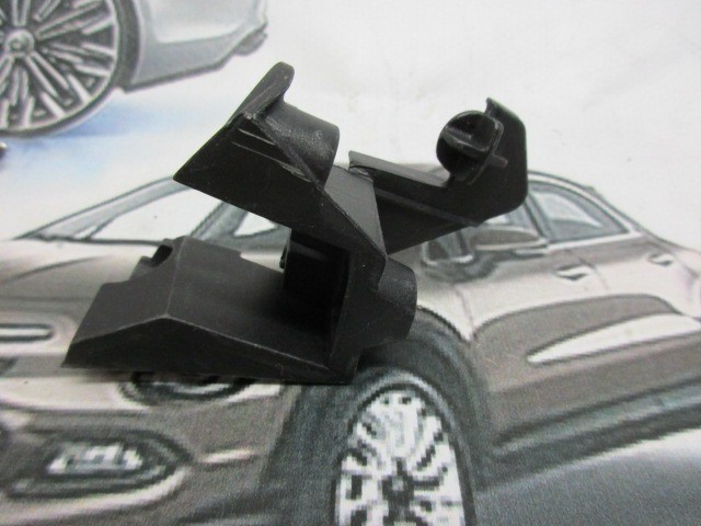 Fiat Bravo 2007-2014, Croma 2008-2010 gyári új, bal oldali, lámpafül javító készlet 71749159