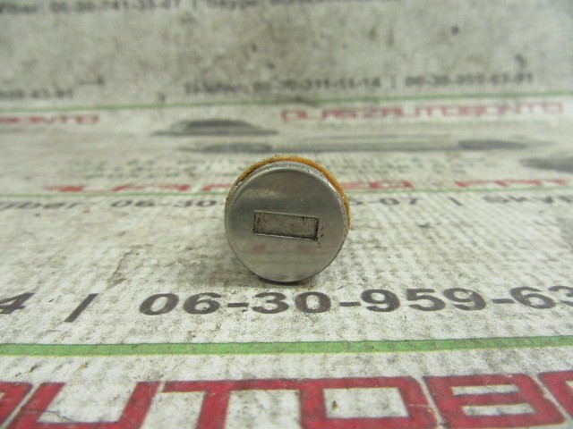 Fiat Stilo 5 ajtós bal első zárbetét