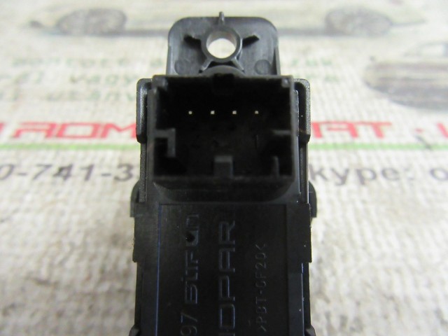 Fiat 500 Fl 2015- 735629404 számú ablakemelő kapcsoló