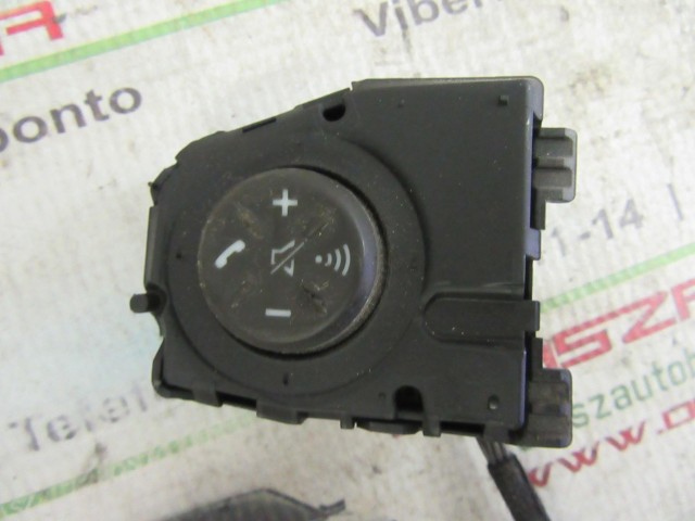 19556 Alfa Romeo 159  multikormány gomb 86250212093