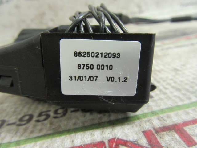 19557 Alfa Romeo 159 multikormány gomb 86250212093