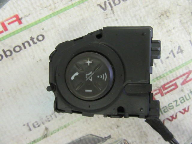19558 Alfa Romeo 159 multikormány gomb 86250212093