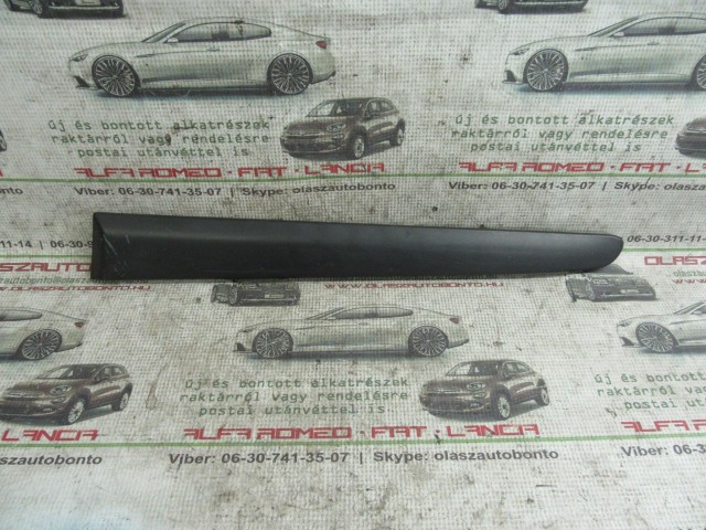 Fiat Stilo 3 ajtós bal hátsó díszcsík 735314531