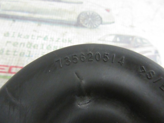 Fiat 500 FL 735620514  számú pohártartó gumi