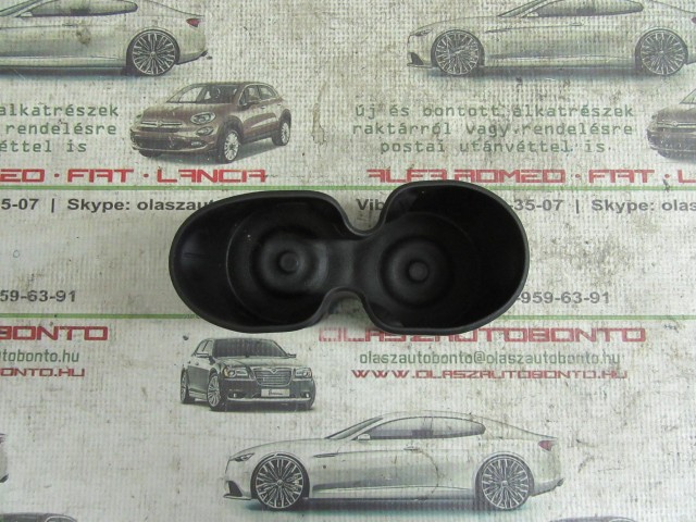 Fiat 500FL 735620513 számú pohártartó gumi