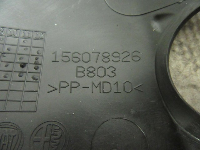 Alfa Romeo Giulietta FL 156078926 számú, kormány oszlop felső burkolat