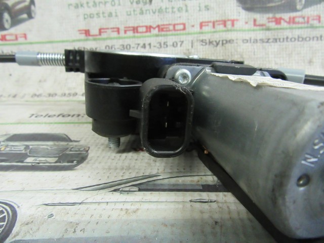 Fiat Panda II. 2003-2012 bal első elektromos ablakemelő 46803652