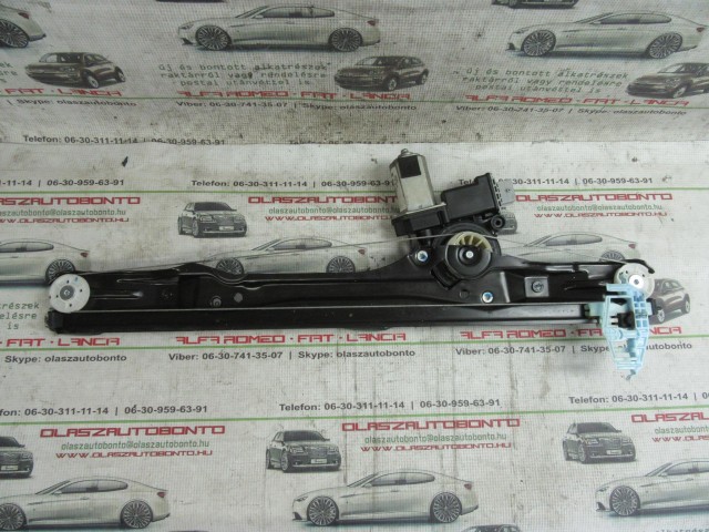 Fiat Doblo 2009-2022 jobb első elektromos ablakemelő 51810879