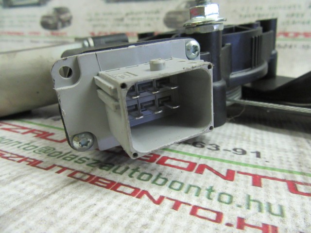 Fiat Doblo 2009-2022 jobb első elektromos ablakemelő 51810879