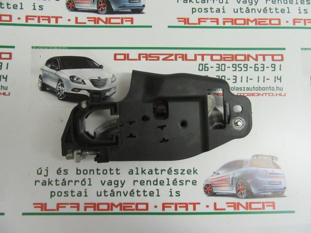 Lancia Musa jobb első külső kilincs hátsó része 