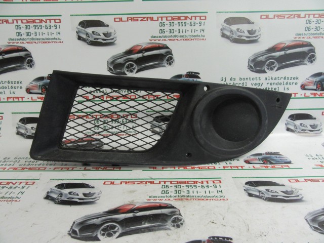 Fiat Doblo II. bal első ködlámpa keret 